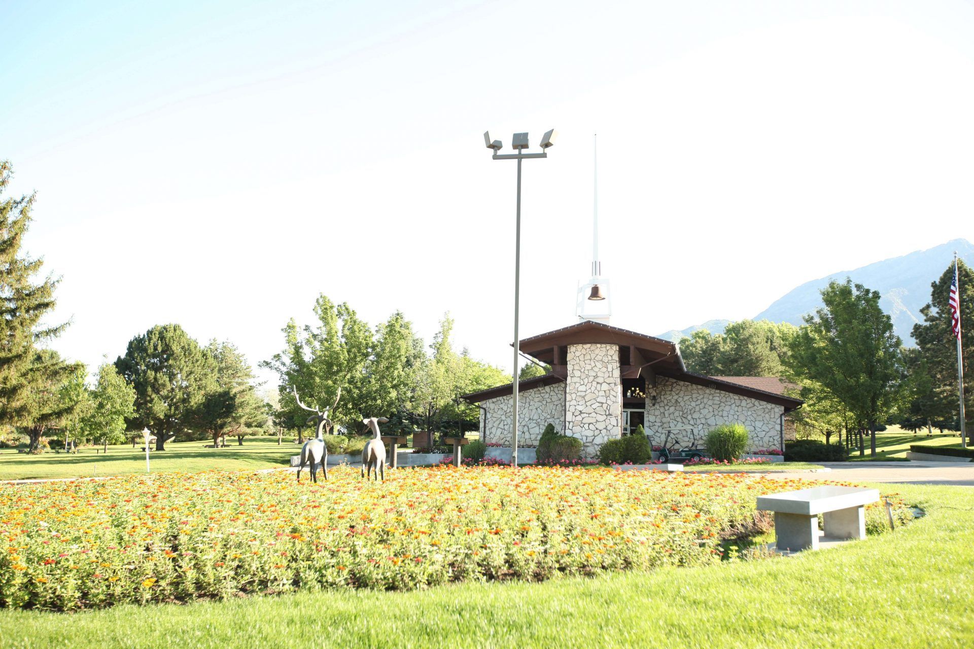 Memorial Mountain View Mortuary, Cemetery & Pet Garden