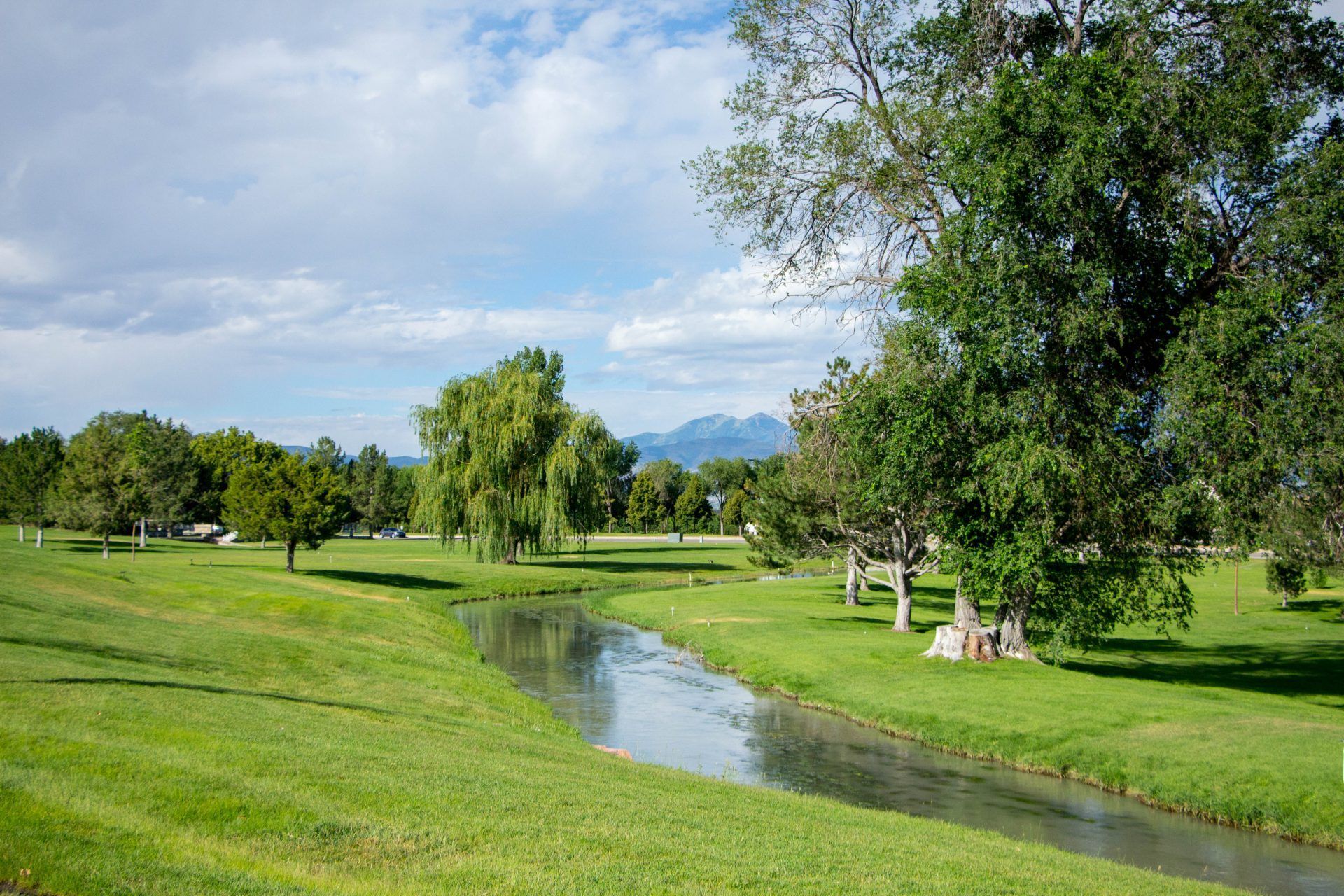 Memorial Lake Hills Mortuary & Cemetery